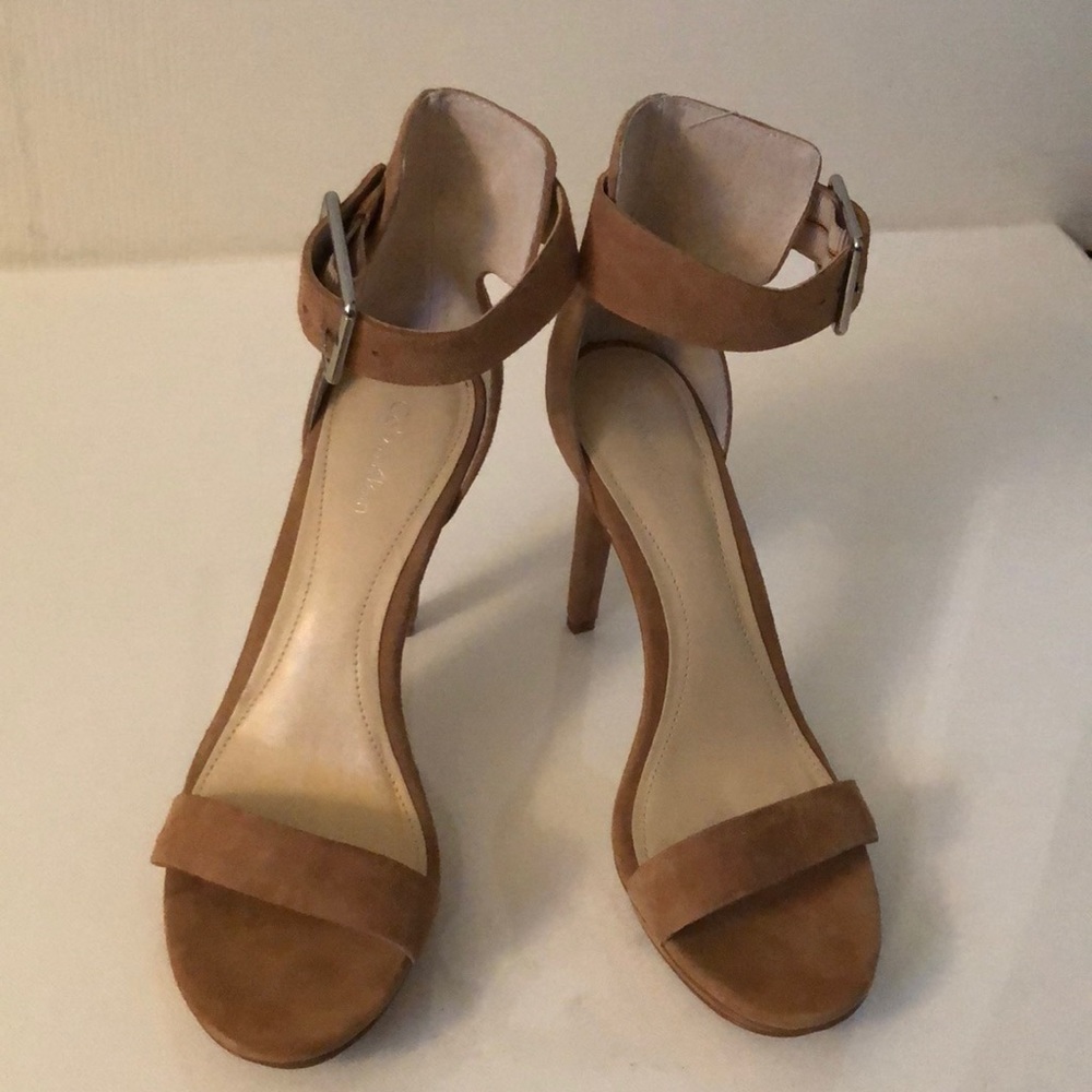 New tan suede Calvin Klein heels sandals, size 7